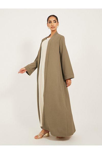 Styli texture fabric front open abaya with high neck detail