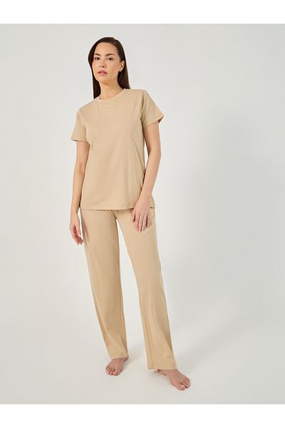 Styli Solid Round Neck T-Shirt and Pyjama Set