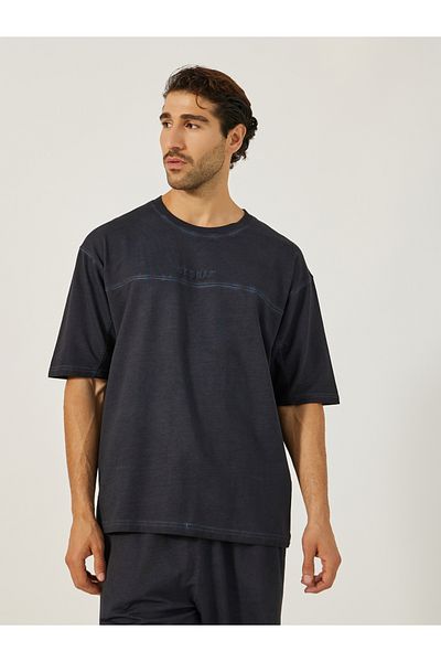 Styli Acid Wash Round Neck T-Shirt and Oversize Joggers Co-Ords