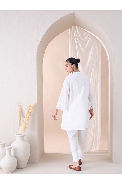Femmella By Styli Textured Dobby Lace Detail Kurta with Pleated Pant Co-Ords