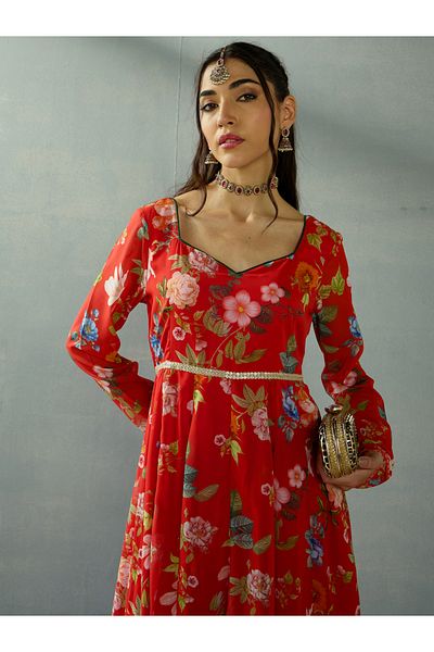 Sassafras By Styli Floral Print Sweetheart Neck Anarkali Kurta