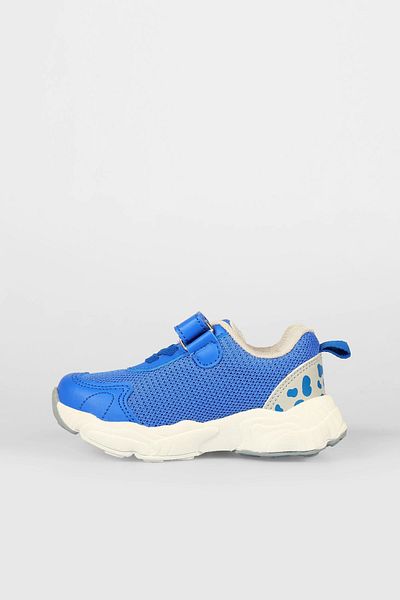 Vicco Adidași pentru bărbați Tuná GX9688