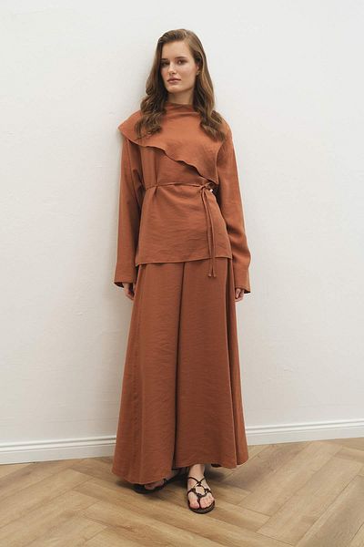 Hooopstore Cinnamon Skirt Suit with Cape Detail