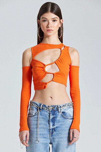 World Fashion Trends 2403 Orange Blouse with Low-Cut Chest and Shoulders
