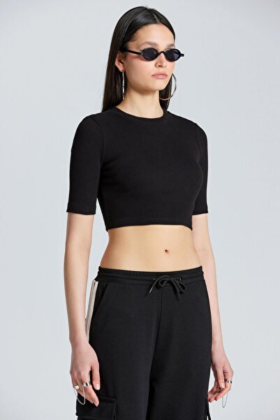 World Fashion Trends 2556 Κοντομάνικο Μαύρο Crop