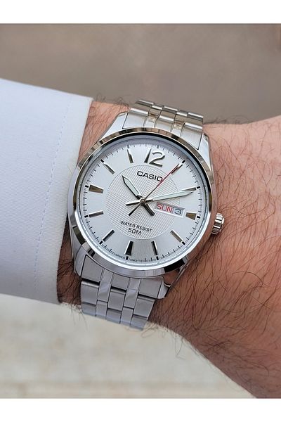 Casio Gray Color Guaranteed Men's Wristwatch