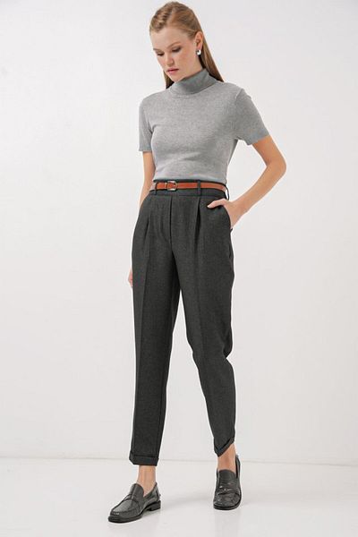 leyla sanat sanata yeni bir bakış açısı Leyla Sanat Sanata a New Perspective 6686 Pleated Belt Fabric Pants - Smoked