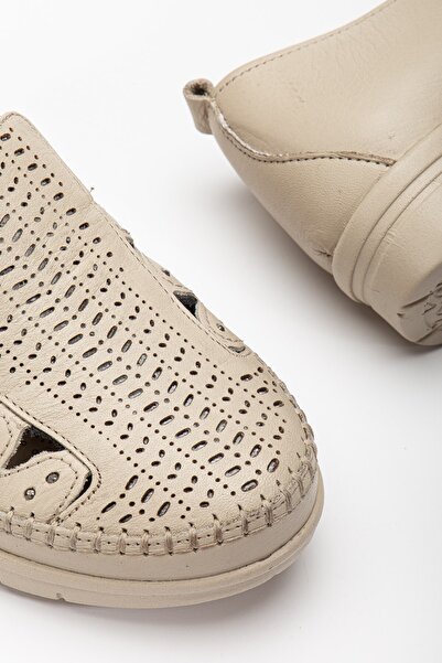 By Yağlıoğlu 92106 Orthopedic Leather Perforated Comfortable Saddler Shoes with Processing Detail