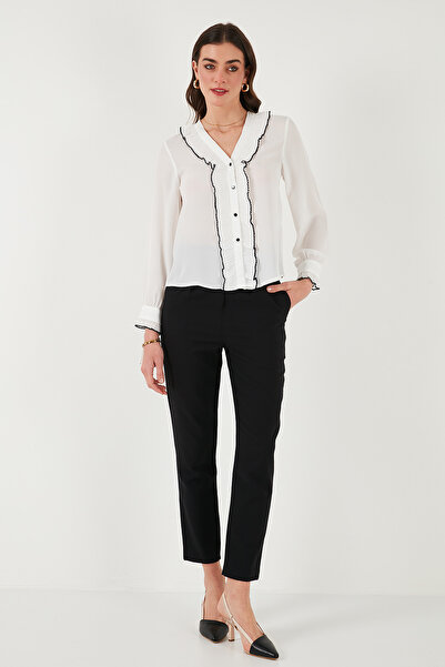 Lela Standard Fit V-Neck Ruffle Long Sleeve Shirt Shirt 611Go00341