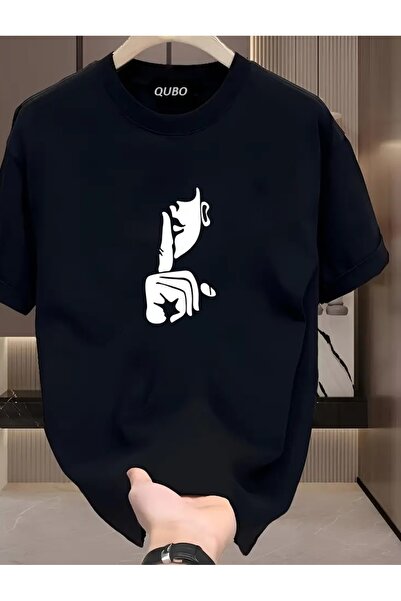 qubo sportswear & company تيشيرت أسود مطبوع عليه صورة للجنسين من كيوبو، بياقة...