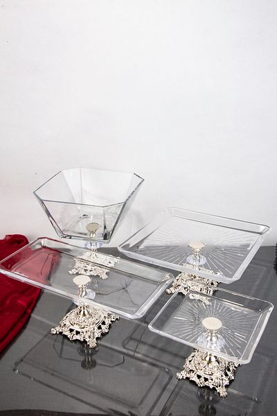 ARGKRİSTAL Silver Detailed Metal Leg 4 Piece Presentation Set
