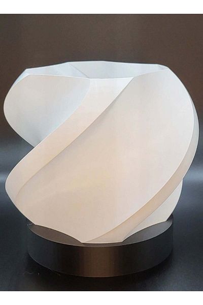 3D Brothers مصباح طاولة مريح مزود بإضاءة LED ومنفذ USB للمنزل/المكتب