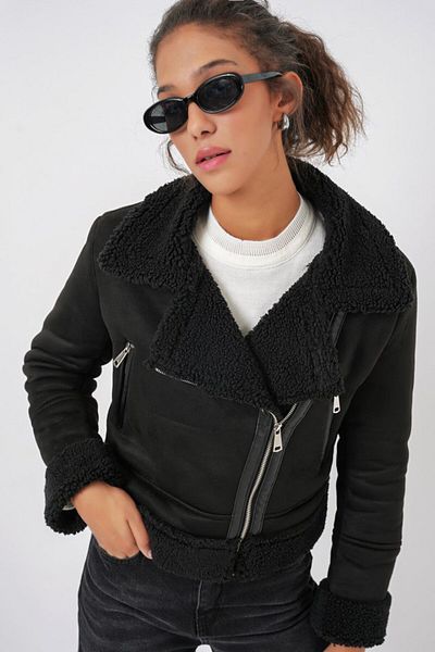 leyla sanat sanata yeni bir bakış açısı Leyla Sanat Sanata a New Perspective 5155 Double Breasted Collar Faux Fur Leather Coat - Black