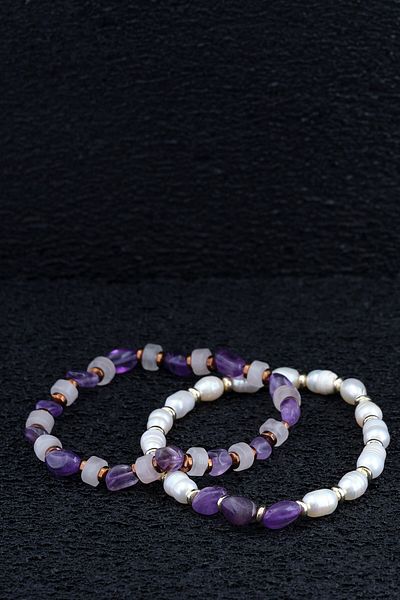 Ssilhoutte Doğaltaş Love, Peace & Protection: Pearl, Amethyst, Hematite & Pink Quartz Bracelet