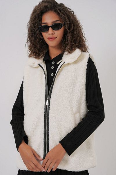 1001moda Yonca Moda 6793 Vestă de pluș - Albă