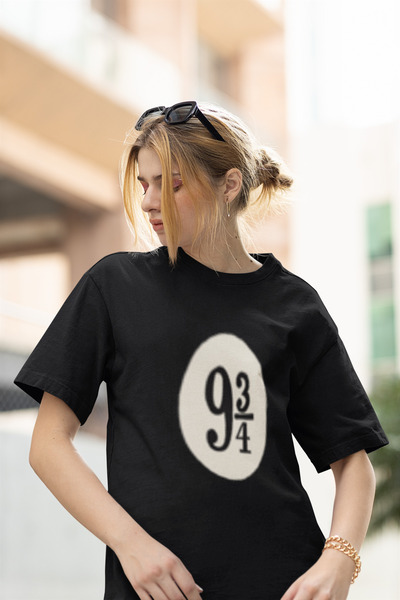 MG 9.3/4 Printed Women's Crew Neck Cotton Oversize Short Sleeve T-Shirt