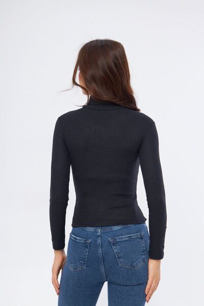 Oyga Black Slim Fit Turtleneck Women's Bodysuit - Long Sleeve