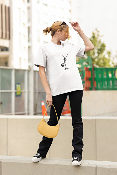 MG تي شيرت نسائي مطبوع عليه رموز تعبيرية من القطن برقبة دائرية وأكمام قصيرة م...