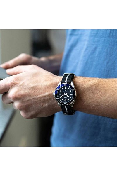Casio Casio MDV-10C-1A2V Watch