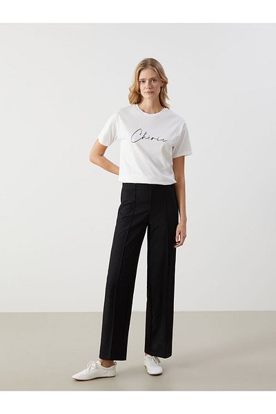 LC Waikiki Γυναικείο T-Shirt με λαιμόκοψη με πέτρες