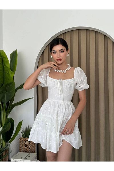 Feminine Touch Μίνι φόρεμα Massa