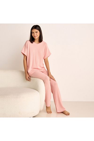 FAV Ribbed V-neck Top and Elasticated Pyjama Set