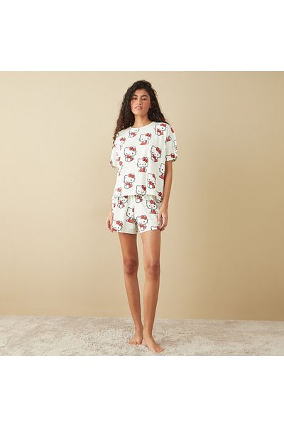 FAV Hello Kitty Print T-shirt and Shorts Set