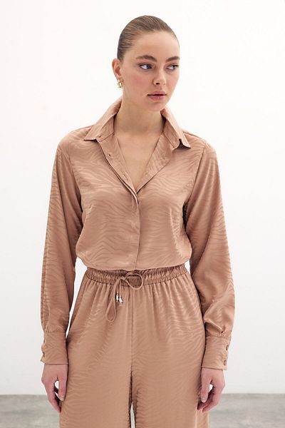 Sateen Cămașă clasică simplă cu model CAMEL
