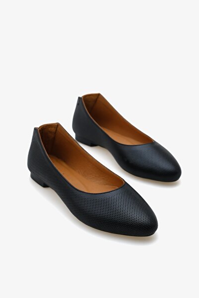 İNNA حذاء باليرينا نسائي من الجلد الطبيعي من Tсла إينا