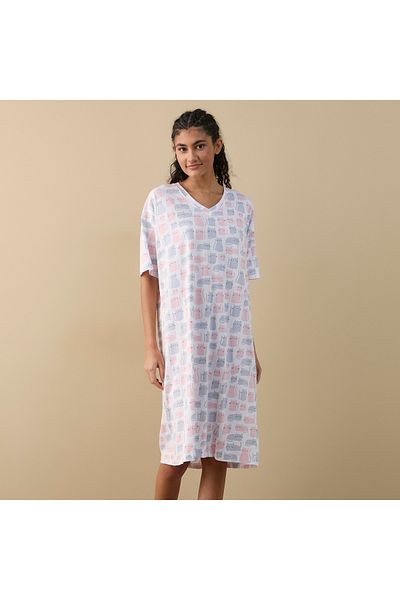 FAV Printed Sleepshirt with V-neck and Short Sleeves