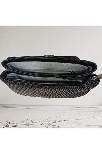 KRISTE BELL Τσάντα ώμου με αλυσίδα