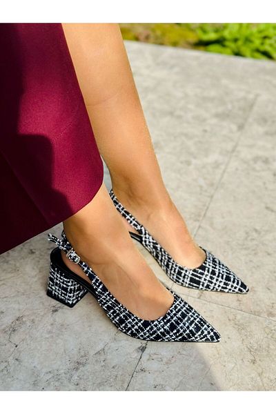 İnan Ayakkabı Women's Black and White Straw Detailed New Season Pointed Toe Heeled Shoes (Heel 7 cm)