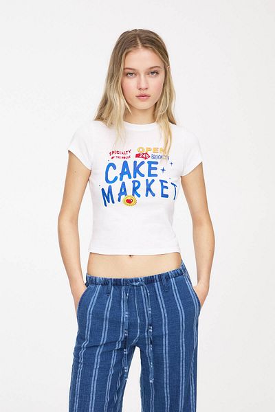Pull & Bear Cake Market T-shirt