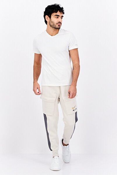 Nike Men Standard Fit Outdoor Cargo Pants, Beige