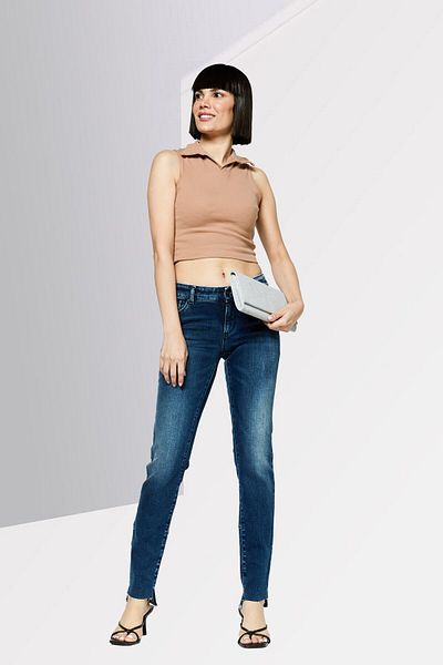 Armani Exchange Women Skinny Fit Low Rise Straight Leg Stretch Jeans, Navy