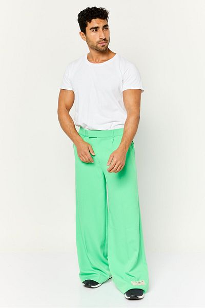 The Giving Movement Men Regular Fit Brand Logo Wide Leg Pants, Green