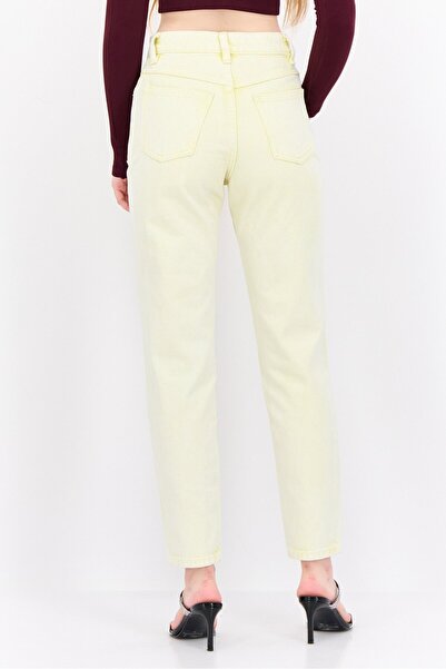 MANGO Woman Women Mom Fit Wash Non-Stretchable Denim, Yellow