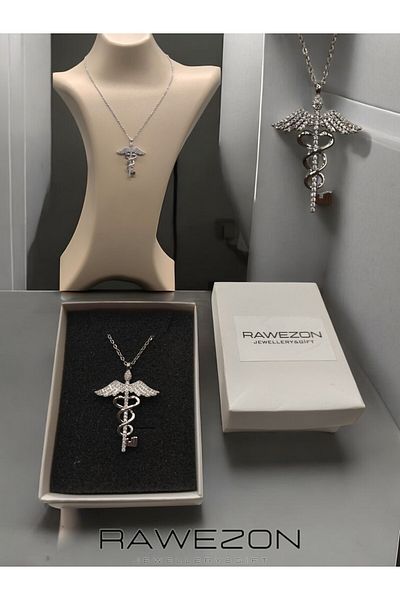 RAWEZON The Key to My Heart Will Always Be with You - Steel Butterfly Infinity Key Themed Necklace for Loved Ones