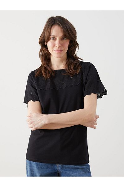 LC Waikiki Black Crew Neck Embroidered Women's Blouse