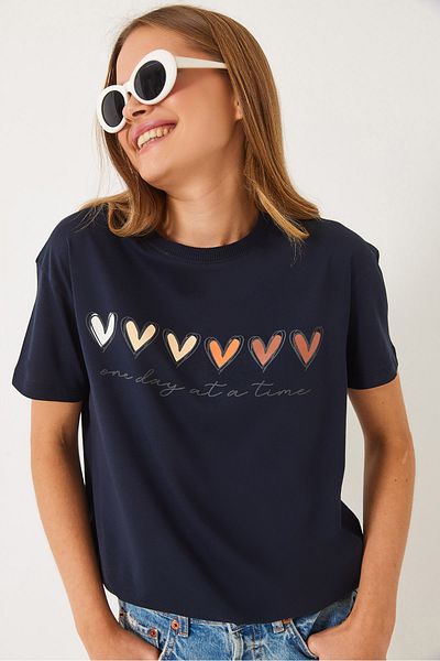 Bianco Lucci Kurzärmliges Damen-T-Shirt mit buntem Herz-Aufdruck 60602017