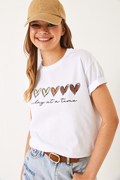 Bianco Lucci Γυναικείο κοντομάνικο μπλουζάκι με πολύχρωμη καρδιά με στάμπα Basic 60602017