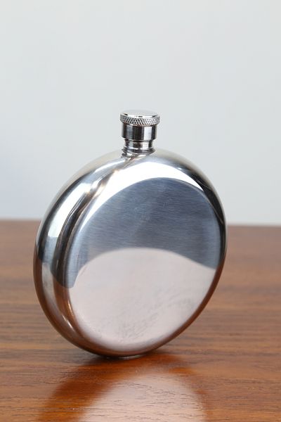 imsaconcept Stainless Steel Round 8.oz Single Flask