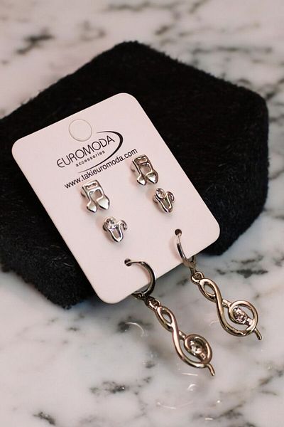 EUROMODA Set of 3 Earrings with Ball Earrings and Left Wrench Design