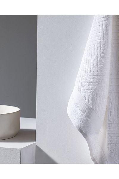 Madame Coco Etienne 100% Cotton Bath Towel - White