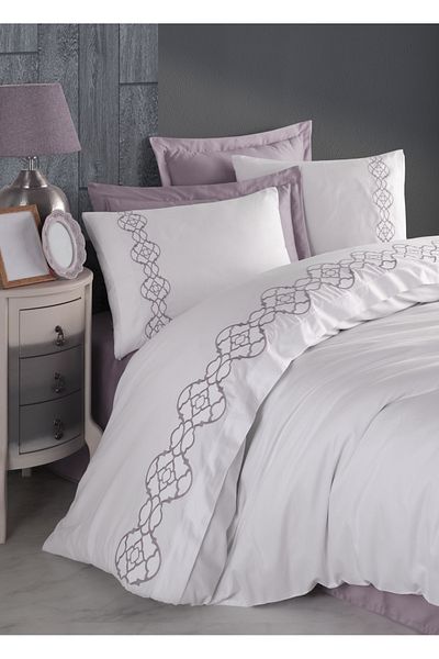 Dantela Victoria Powder Embroidered Duvet Cover and Jacquard Bedding Set