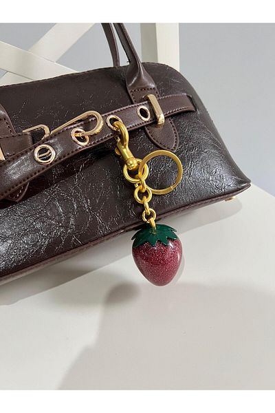 Mia Collection Αξεσουάρ τσάντας Charm με φιγούρα φράουλας