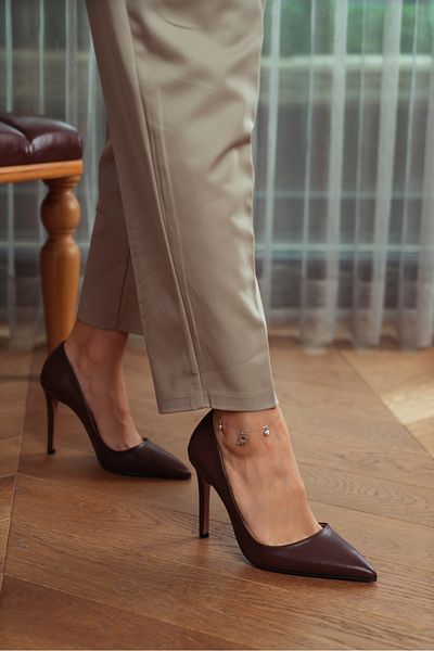 NİŞANTAŞI SHOES Stiletto damă Vanessa Brown mat cu vârf ascuțit
