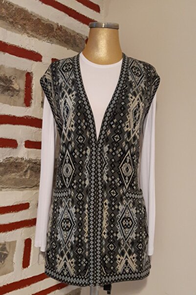 Nacar Yelek Anne Triko Kilim Desen Model