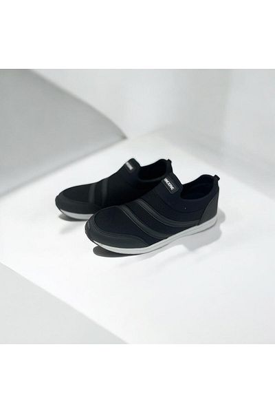 Rexba Men's Daily Comfortable Sneaker