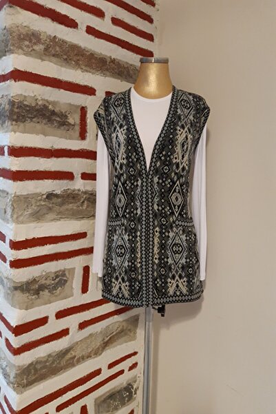 Nacar Yelek Anne Triko Kilim Desen Model